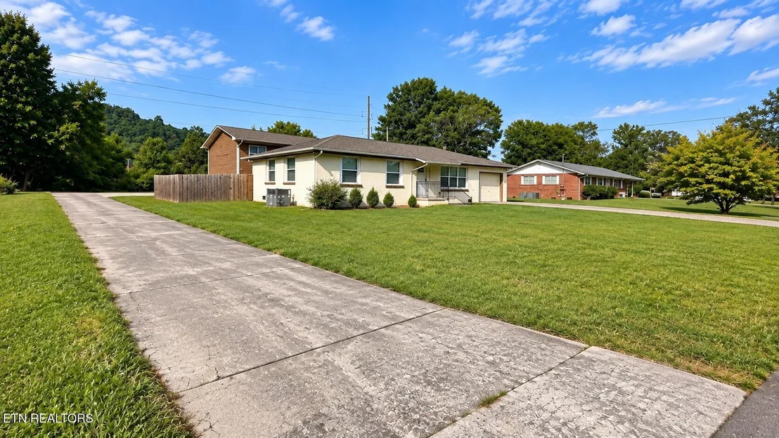 Photo of 2680 High Valley Drive