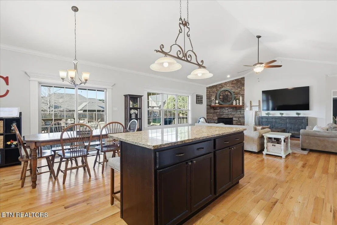 Photo of 1179 Linford Circle
