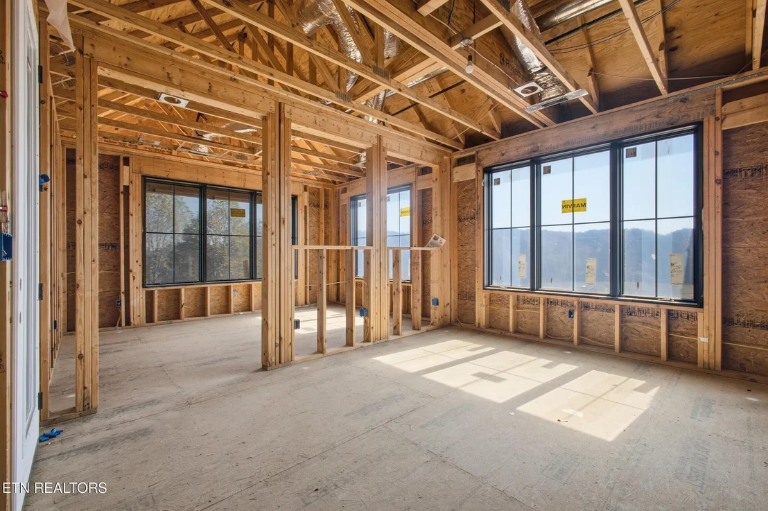 Photo of 325 Enclave Way