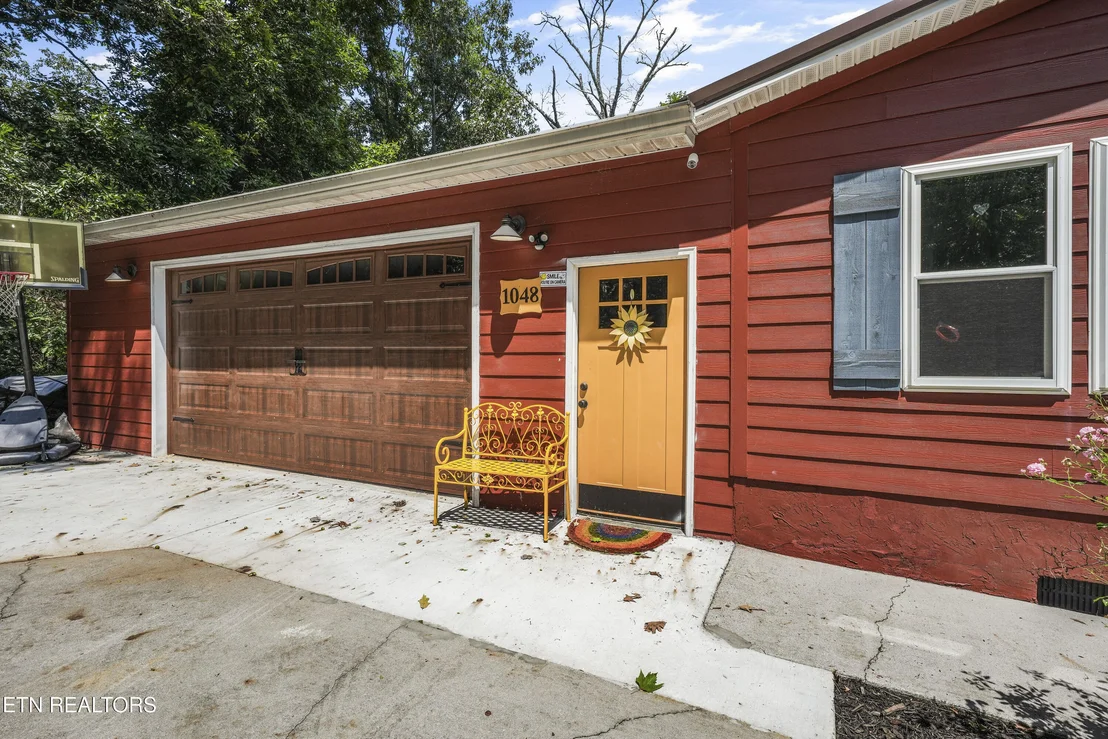 Photo of 1048 Cook Drive