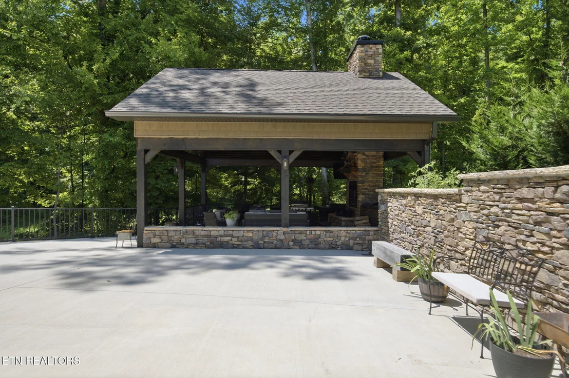 Photo of 504 Pumpkin Hollow Rd