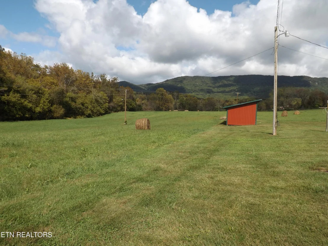Photo of 829 Bristol Rd