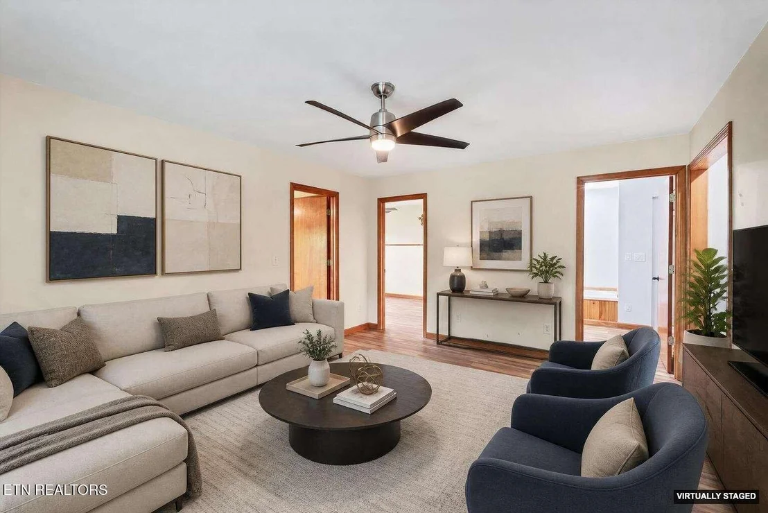 Photo of 620 Hawk View Drive