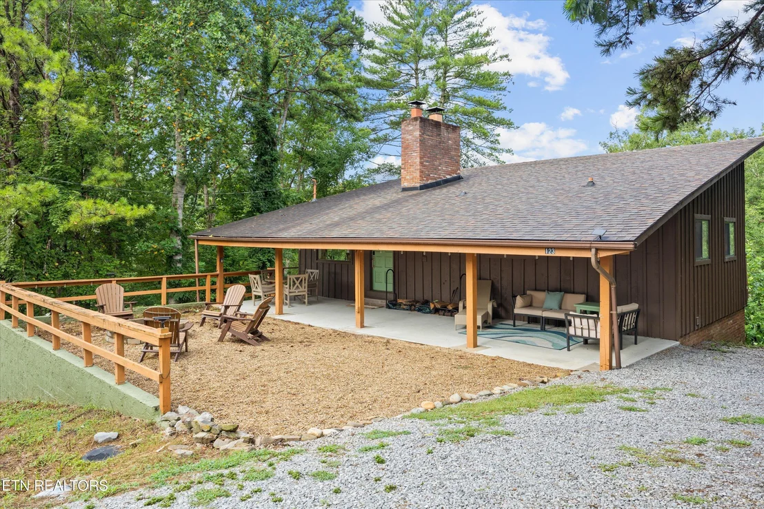 Photo of 123 Cutter Gap Rd