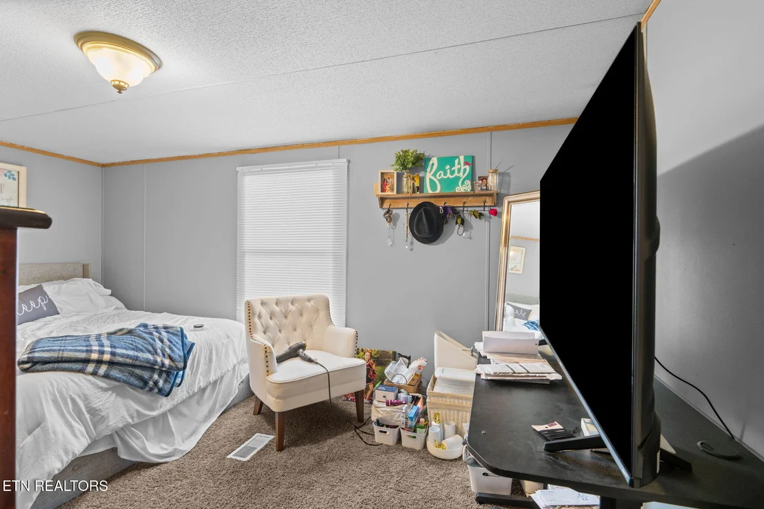 Photo of 425 Bazel Rd
