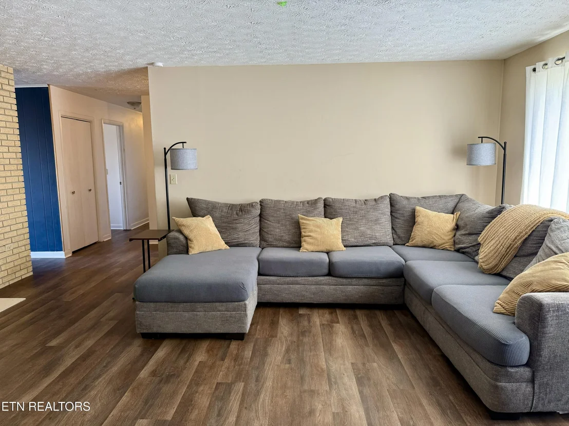 Photo of 264 Norfolk Circle