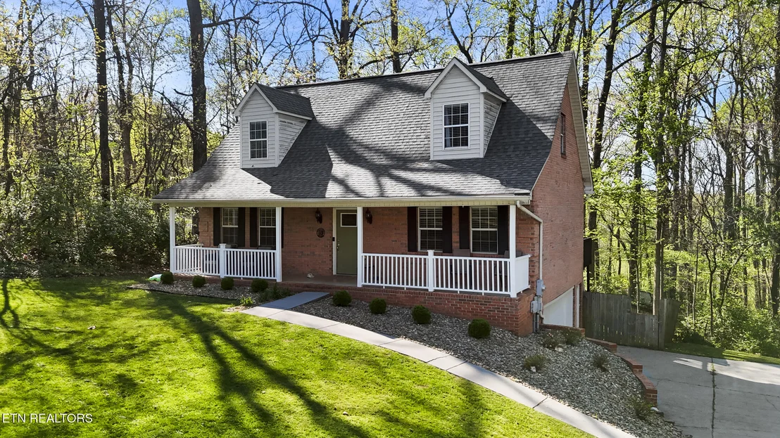 Photo of 1065 Briar Court