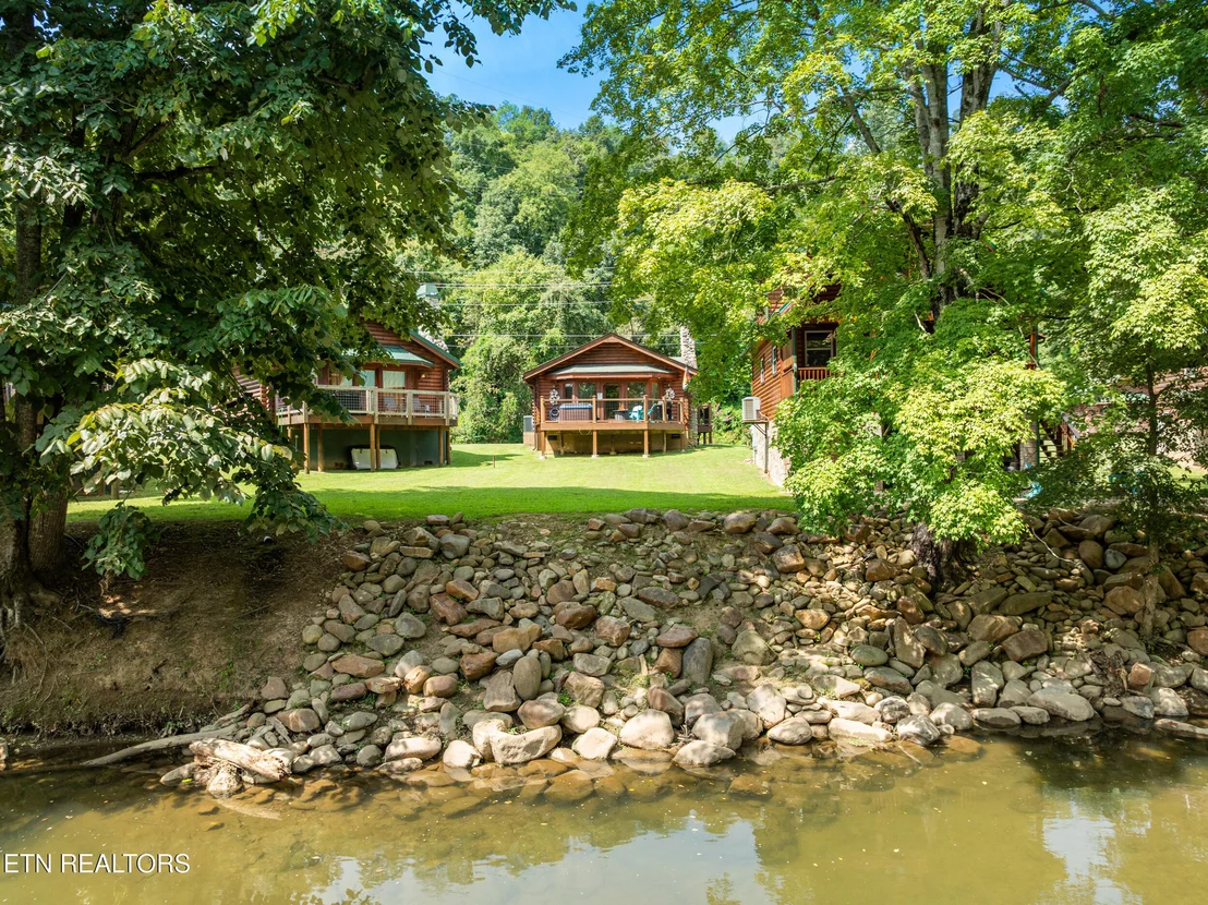 Photo of 2323 River Port Way