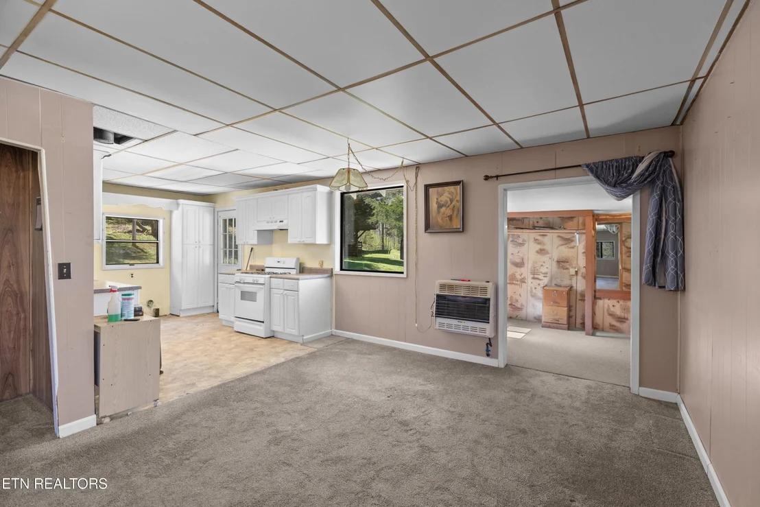 Photo of 158 Dalson Rd