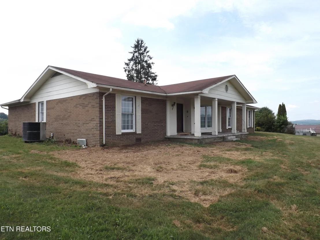 Photo of 262 OXFORD Circle
