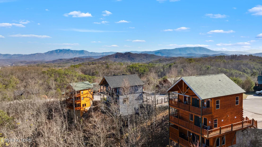 Photo of 1120 N Trail Drive
