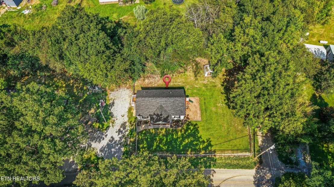 Photo of 1392 James Ferry Rd