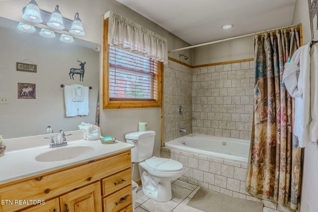 Photo of 4170 Chamberlain Lane