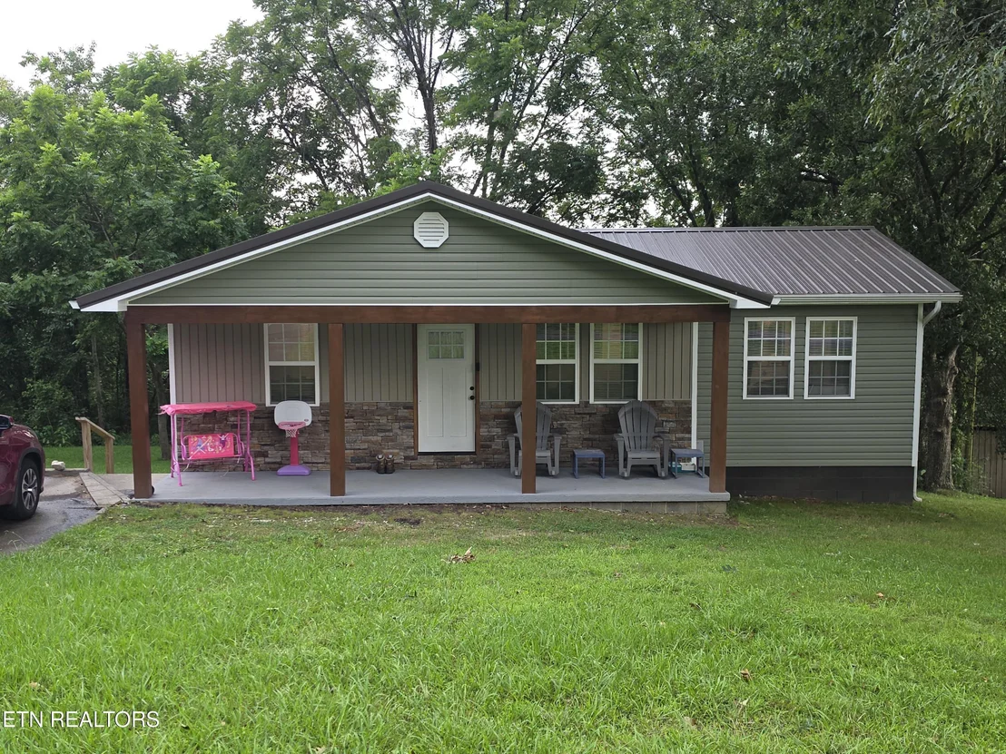 Photo of 144 Stratford Rd