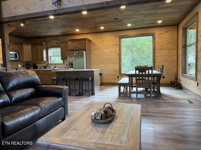 Photo of 462 Loop Rd
