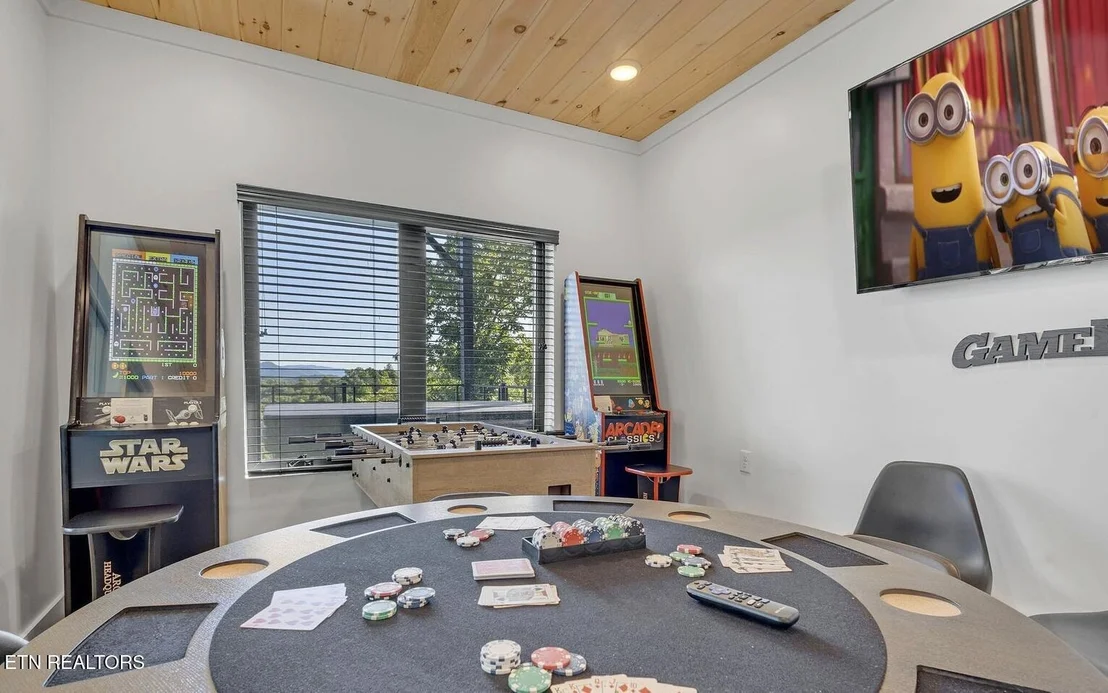 Photo of 409 Compass Point Way