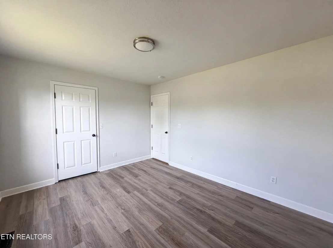 Photo of 375 Walnut Lane