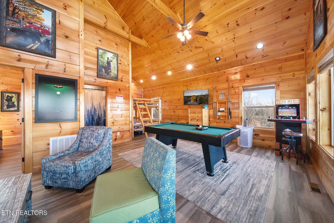 Photo of 1120 N Trail Drive