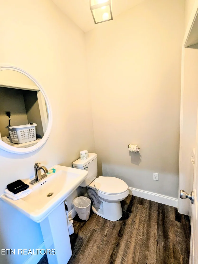 Photo of 1720 Mountain Drive