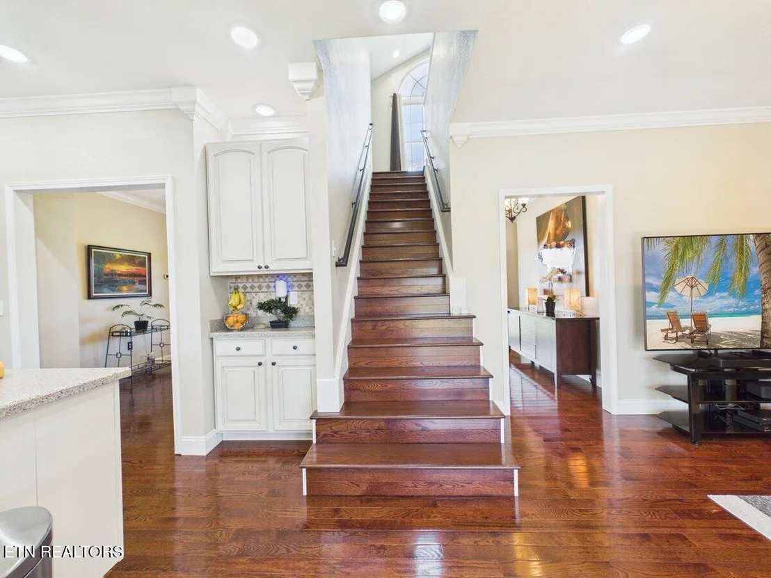 Photo of 317 Oak Grove Rd