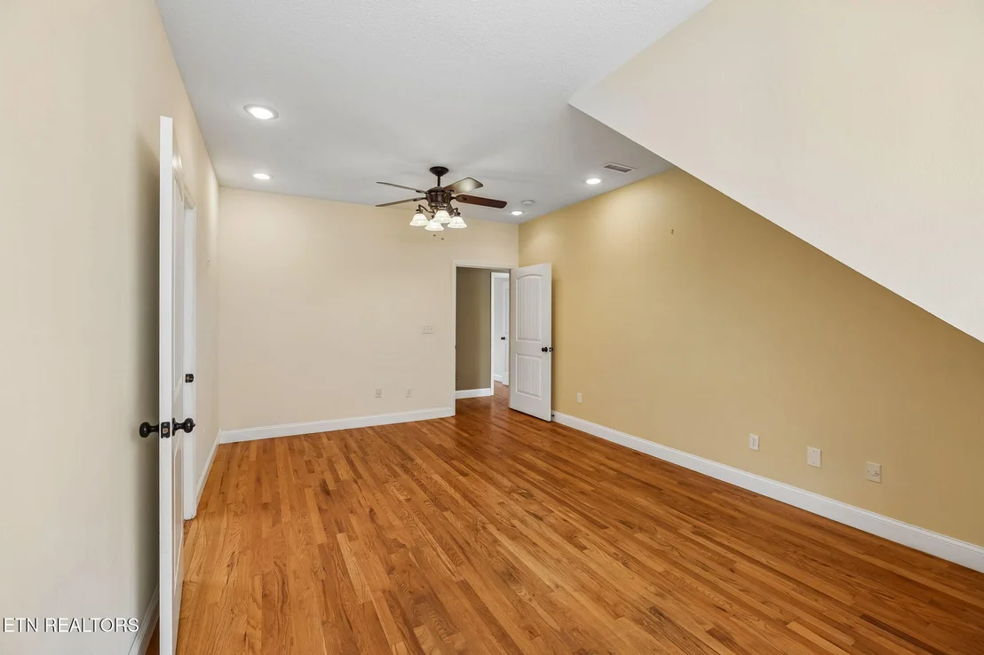 Photo of 355 County Road 470