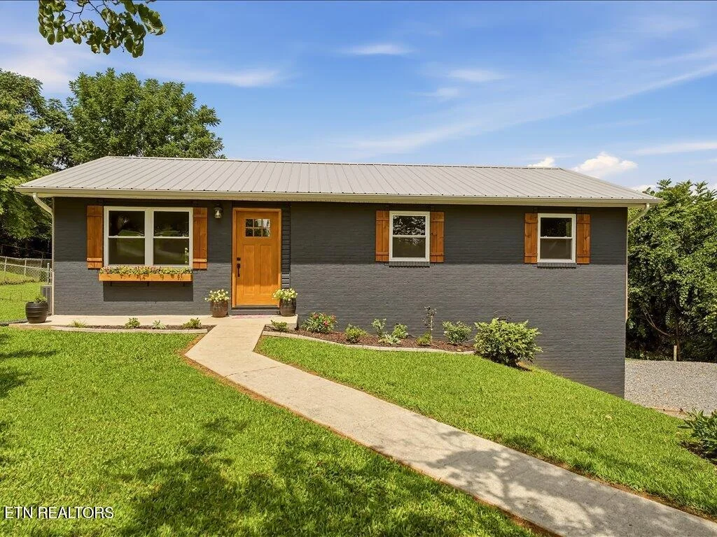 Photo of 1241 Taylor Rd