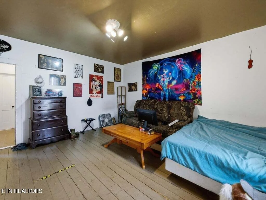Photo of 990 Dover Rd
