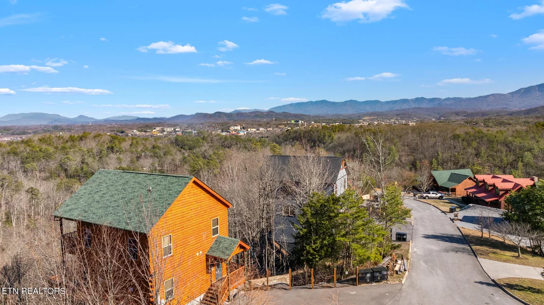 Photo of 1120 N Trail Drive