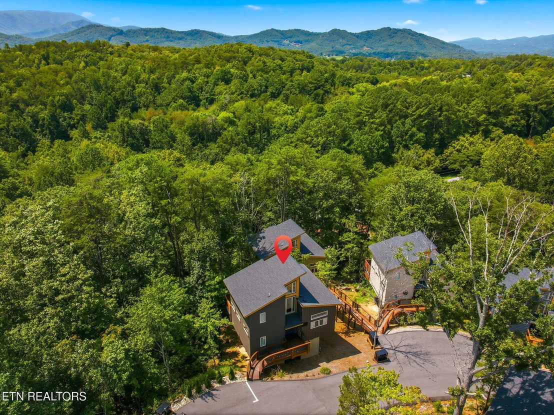 Photo of Unit UNIT4 at 2385 Forge Hideaway Loop