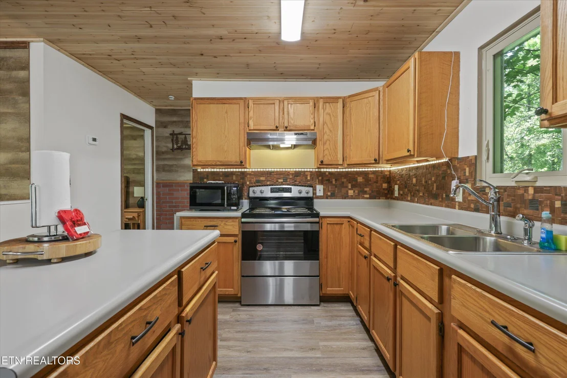 Photo of 375 Sugar Mountain Way
