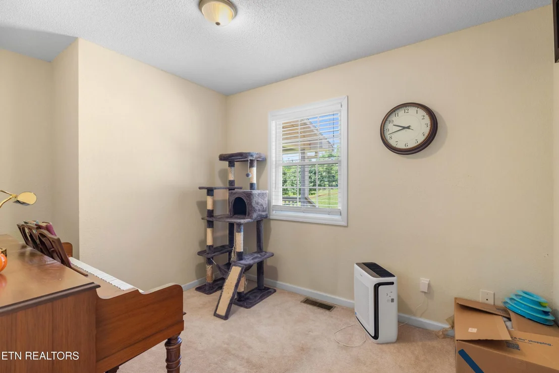 Photo of 2433 Green Rd