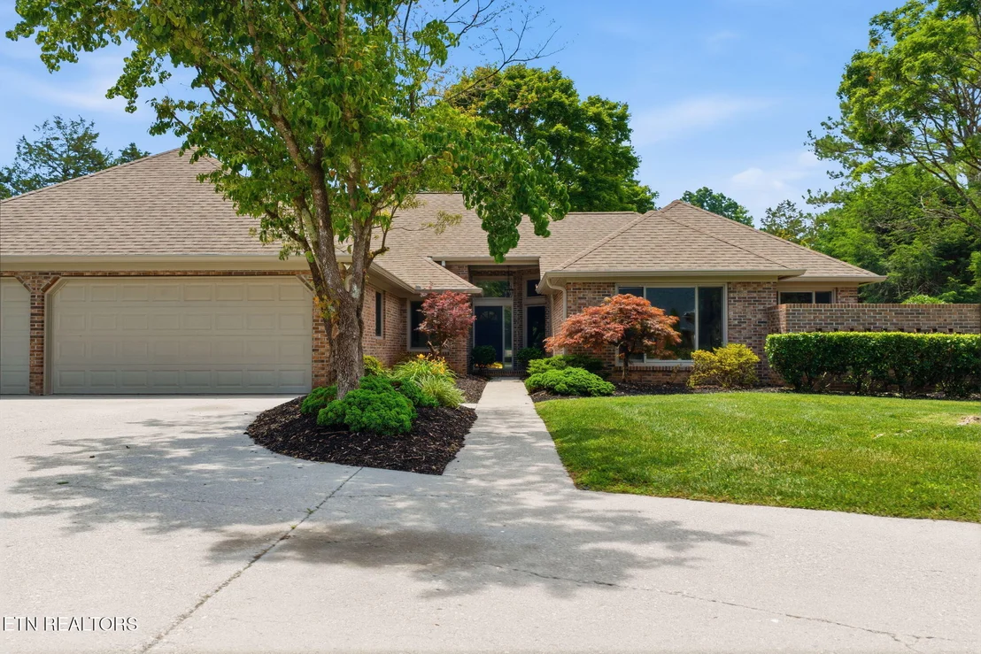 Photo of 452 Mariner Point Drive