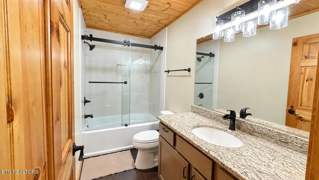 Photo of 2680 High Valley Drive