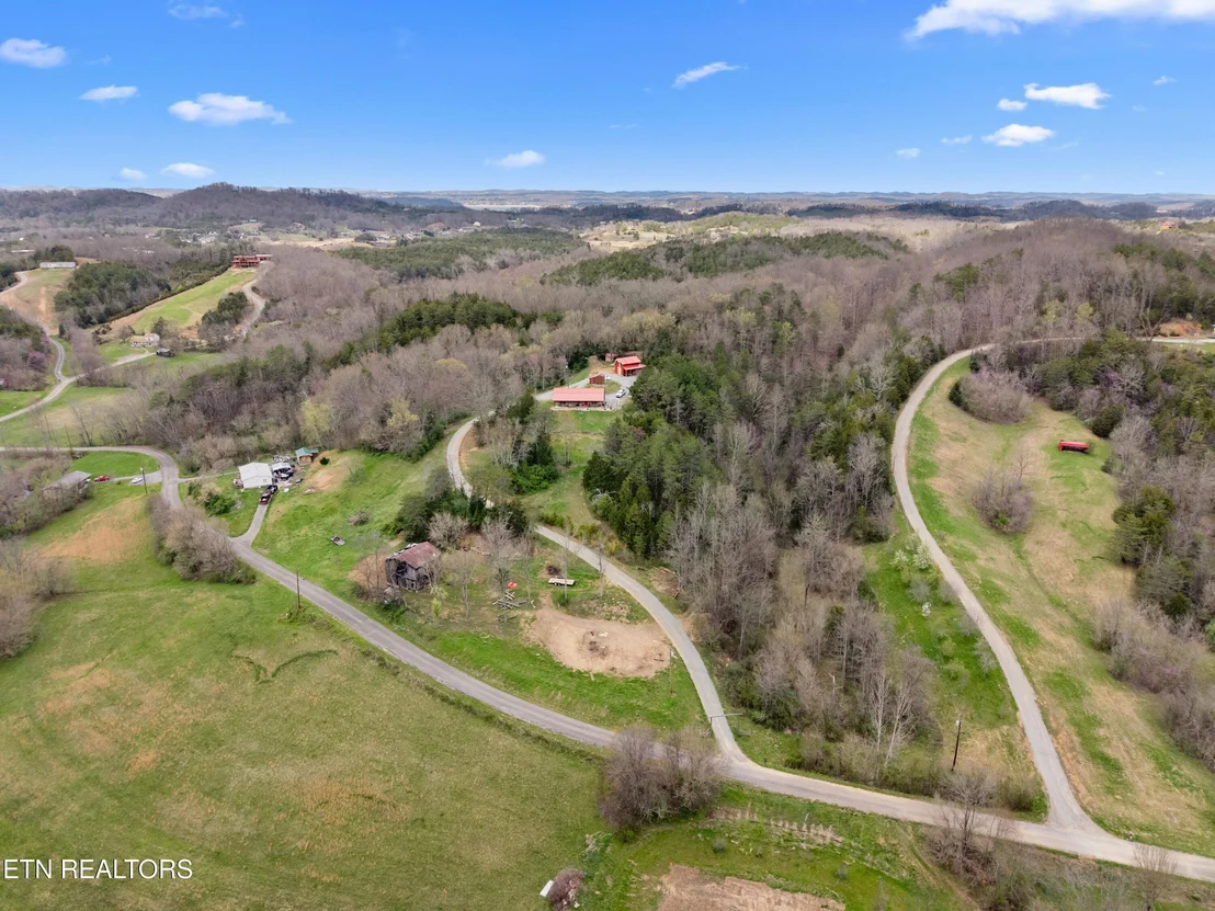 Photo of 2357 Hall Rd