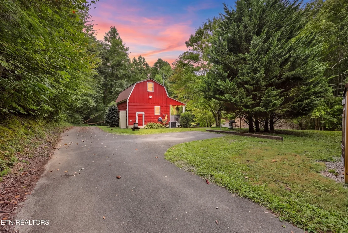 Photo of 4424&4428 Grindstone Ridge Rd