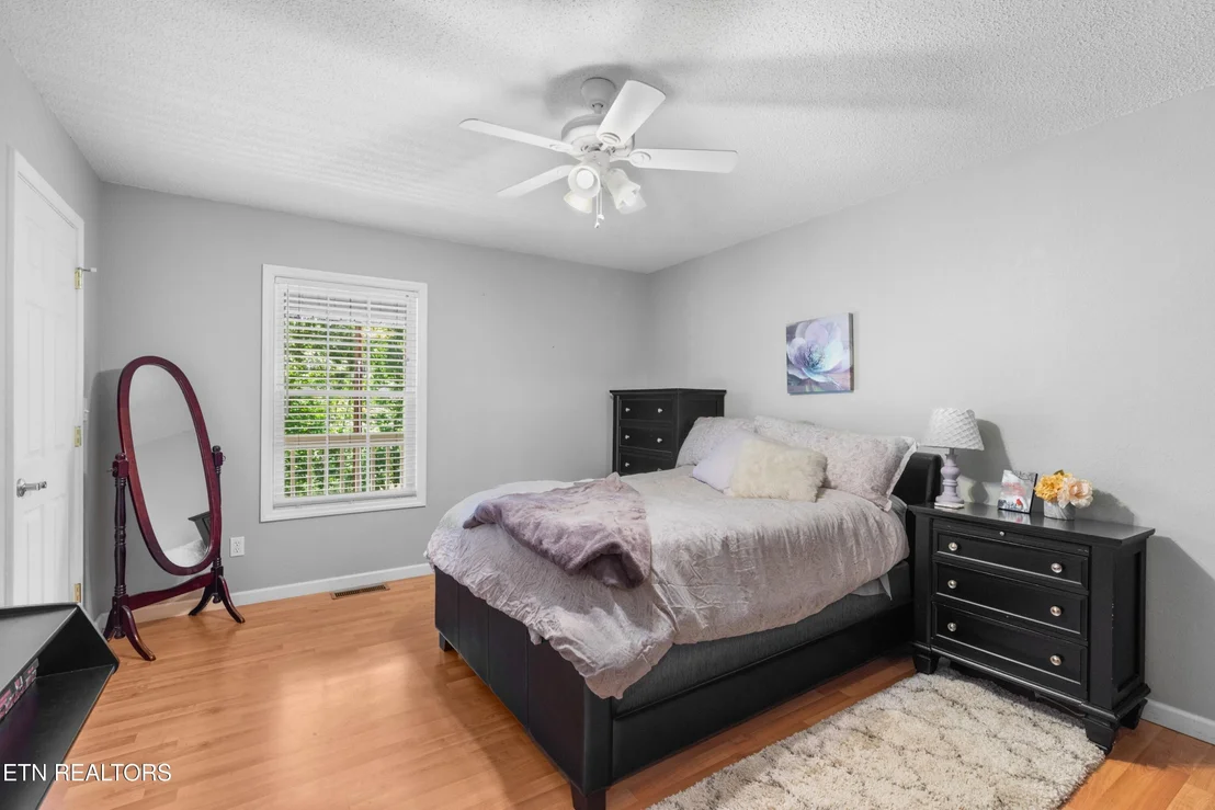 Photo of 2433 Green Rd