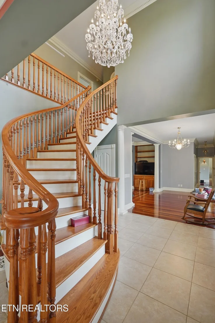 Photo of 6005 Powell Valley Rd