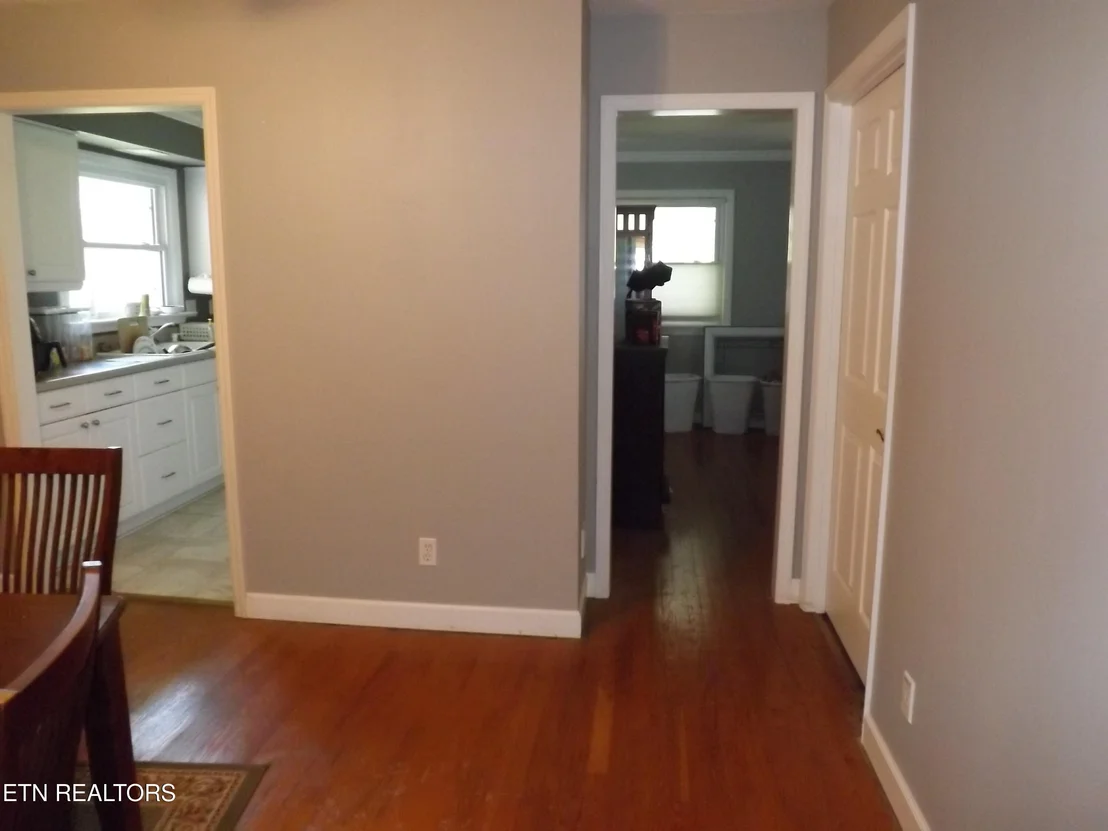 Photo of 188 White Ave