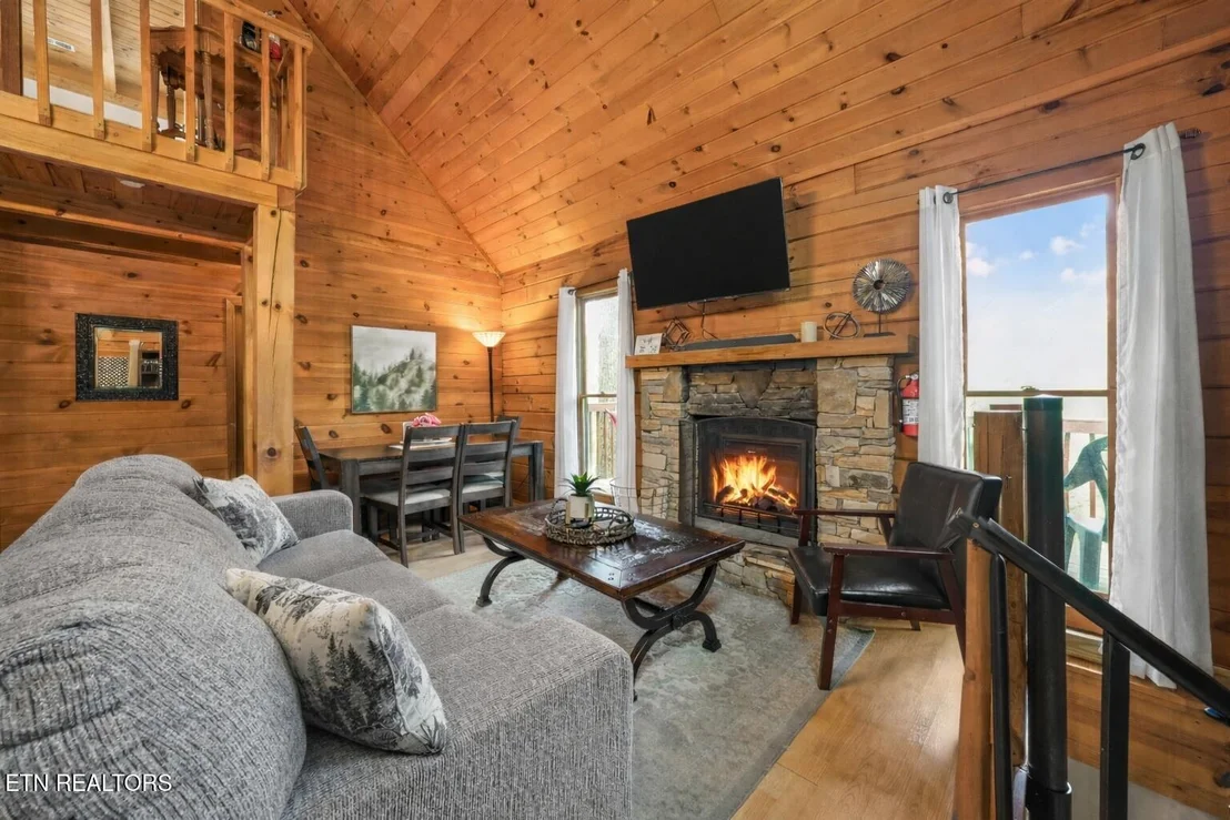 Photo of 1575 Sky View Drive