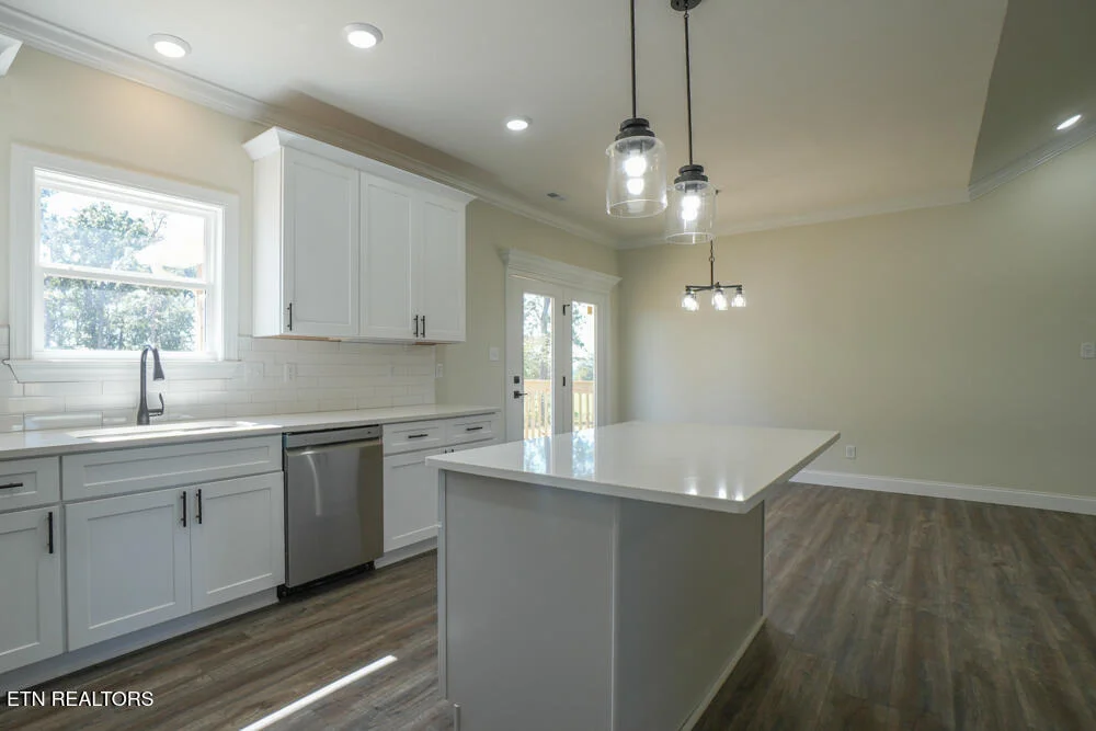 Photo of 5145 Gregory Rd