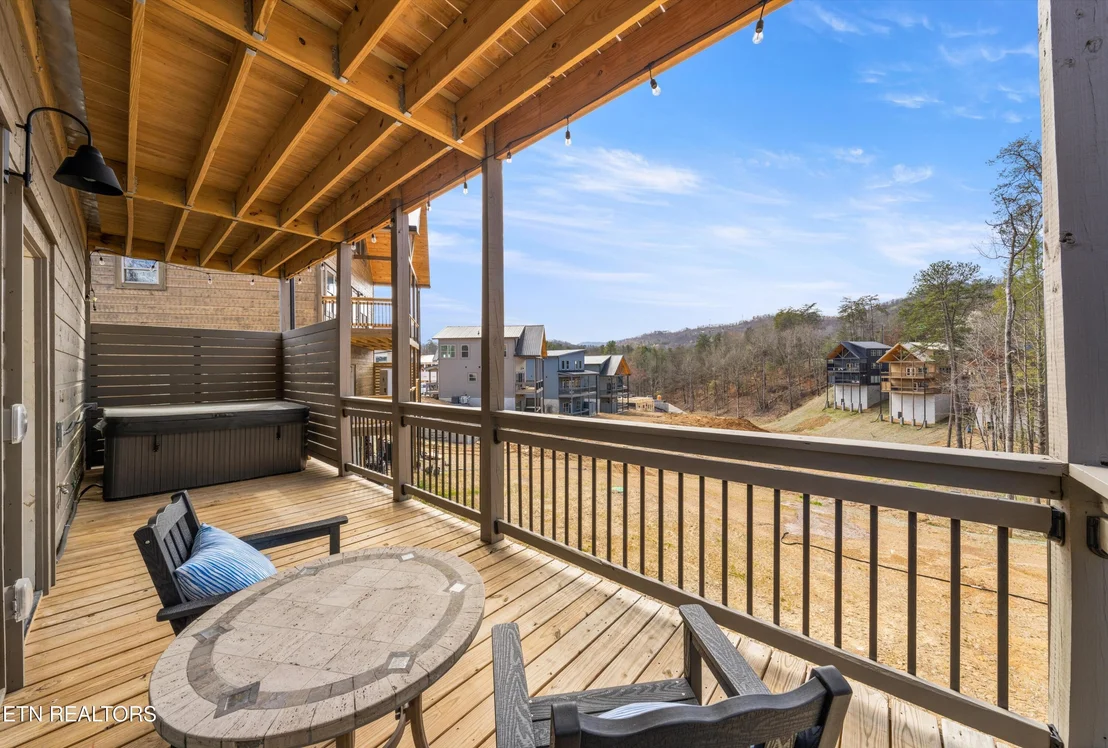 Photo of 2876 Sequoia Rd