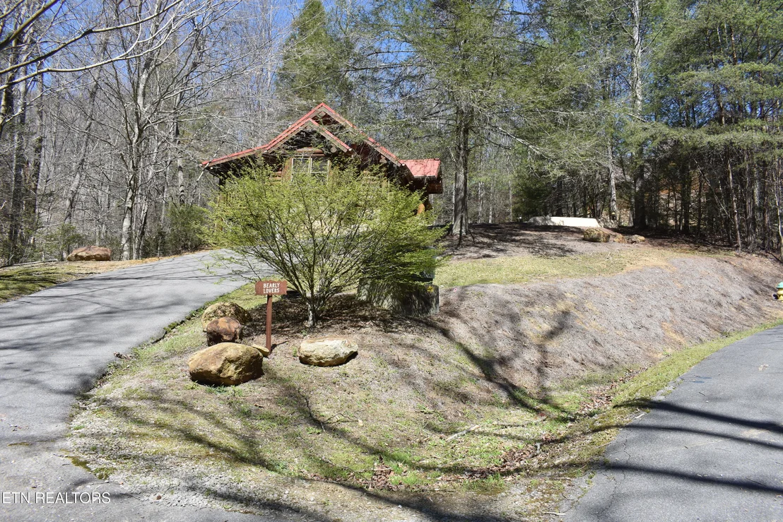 Photo of 2910 Piney Ridge Way