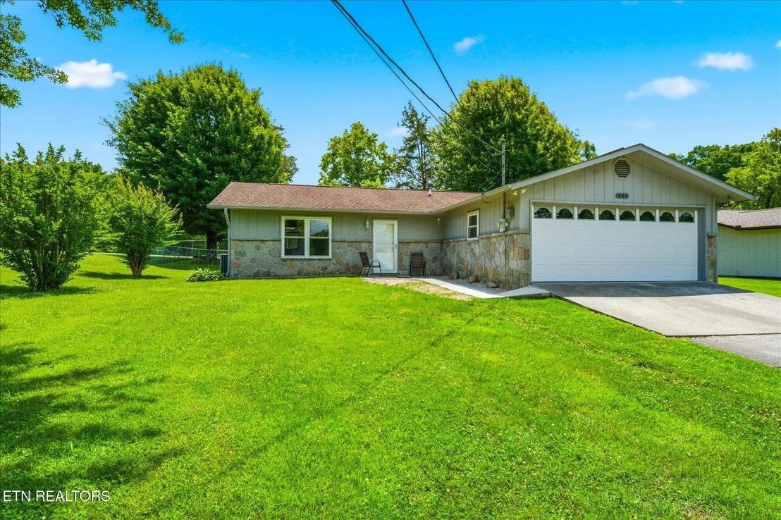 Photo of 409 Windrush Circle