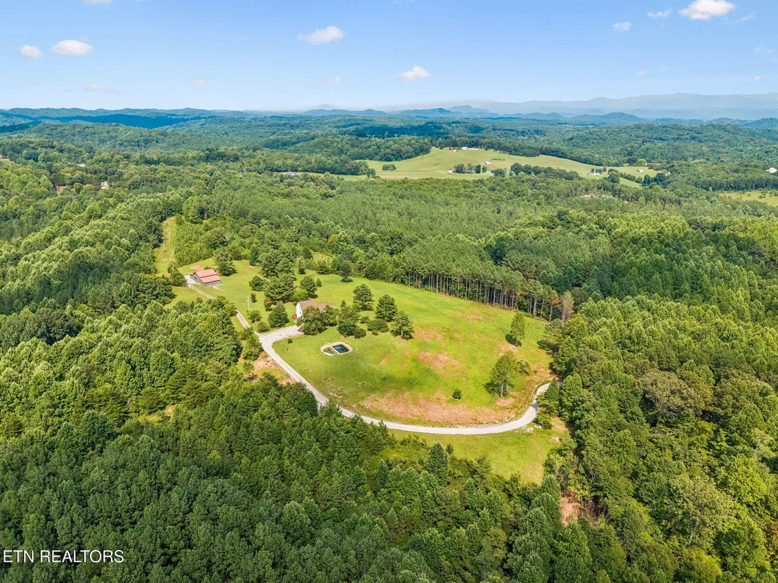 Photo of 355 County Road 470
