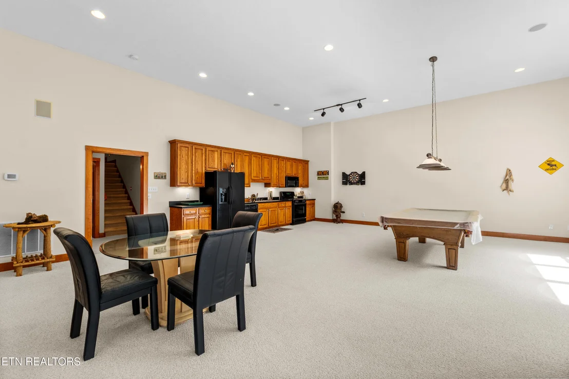 Photo of 122 Lakeside Trace