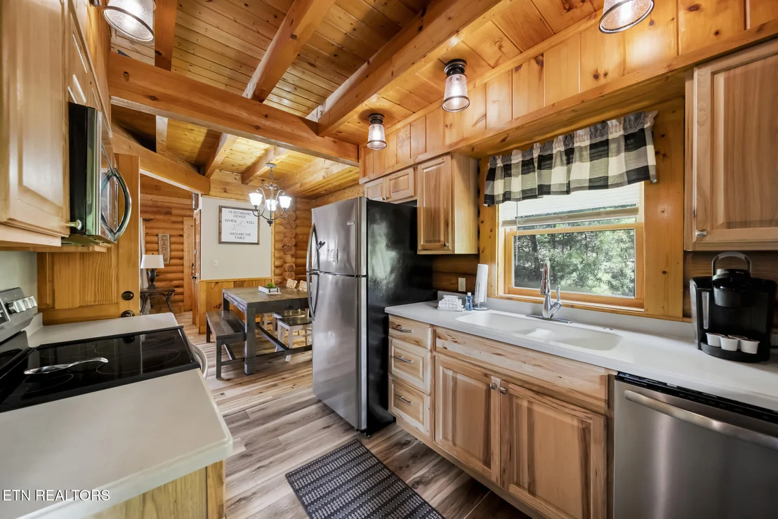 Photo of 350 Big Bear Way
