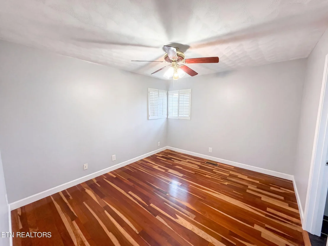 Photo of 302 Sunset Lane