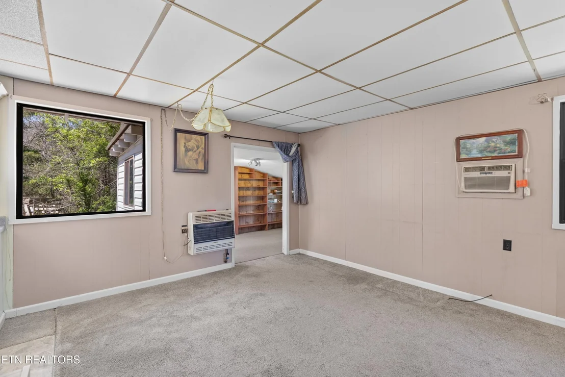 Photo of 158 Dalson Rd