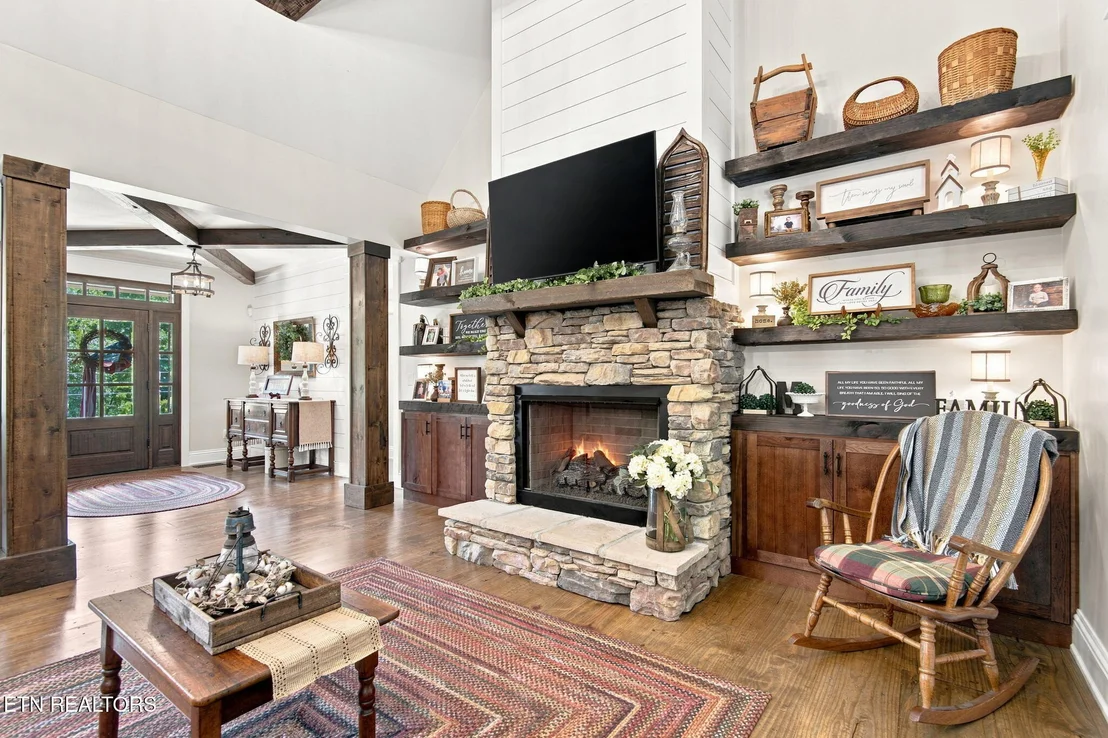 Photo of 504 Pumpkin Hollow Rd