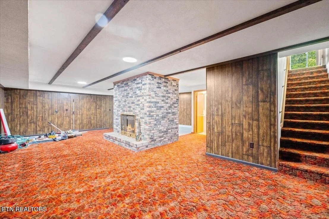 Photo of 154 E Wolf Valley Rd